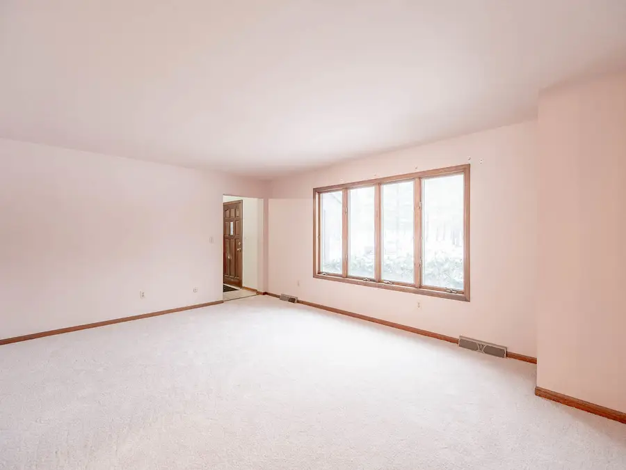 9515 Butternut Drive, Crystal Lake, IL 60014 - #2