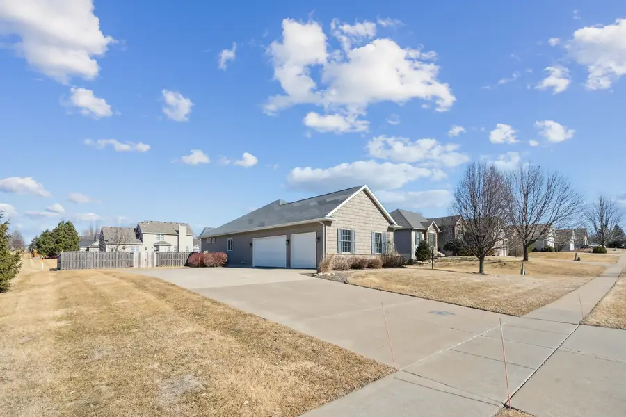 3366 Field Sike Drive, Bettendorf, IA 52722 - #3