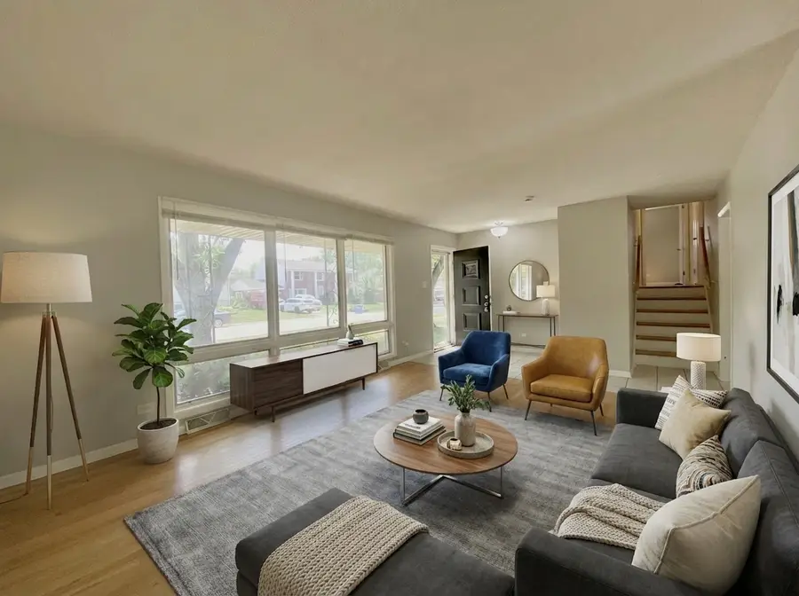 634 Lexington Drive, Chicago Heights, IL 60411 - Image #2