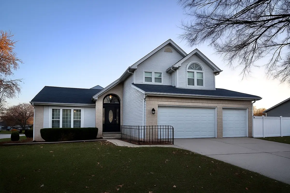 1202 Boston Avenue, Joliet, IL 60435 - #1