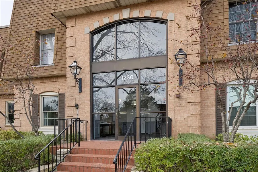 1230 Park Avenue W #213, Highland Park, IL 60035 - Image #3