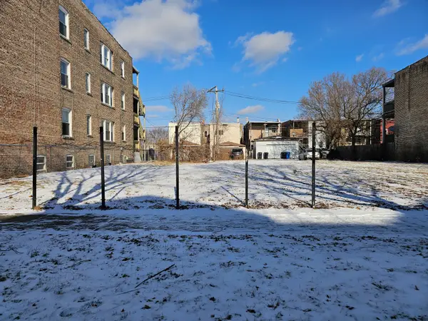 3844 W Van Buren Street, Chicago, IL 60624