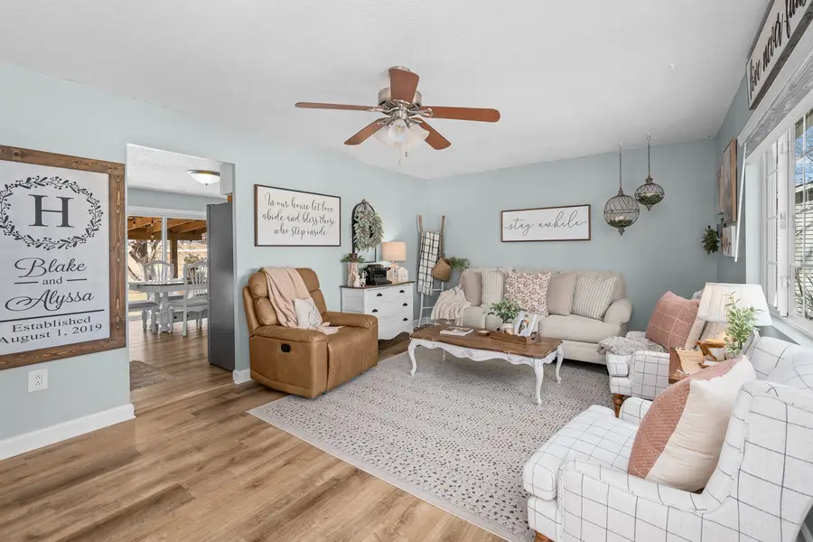 214 8th Street E, Milan, IL 61264 - #3