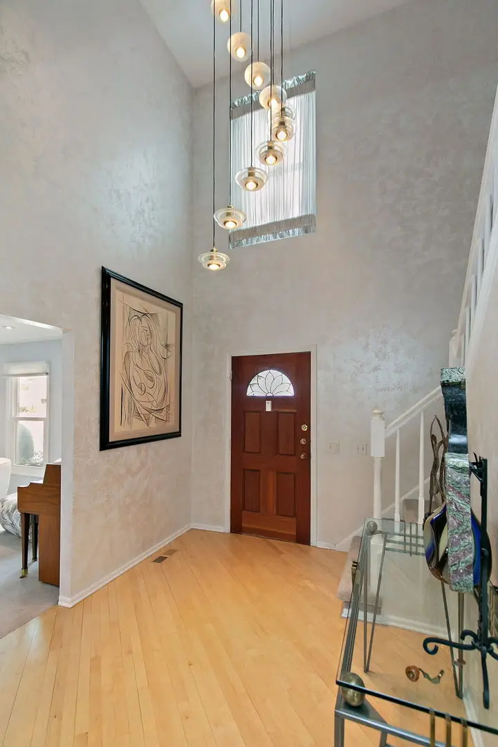 5 Wakefield Lane, Buffalo Grove, IL 60089 - Image #3