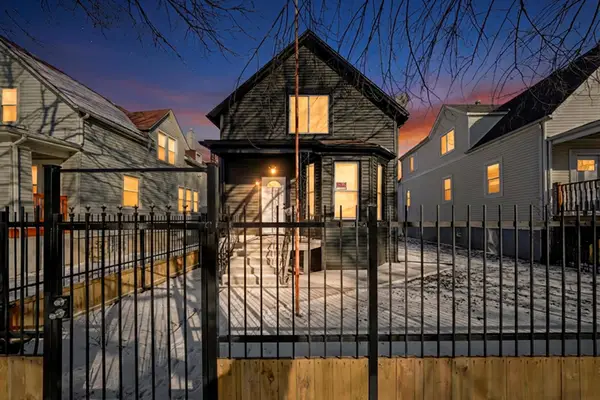 24 E 99th Place, Chicago, IL 60628