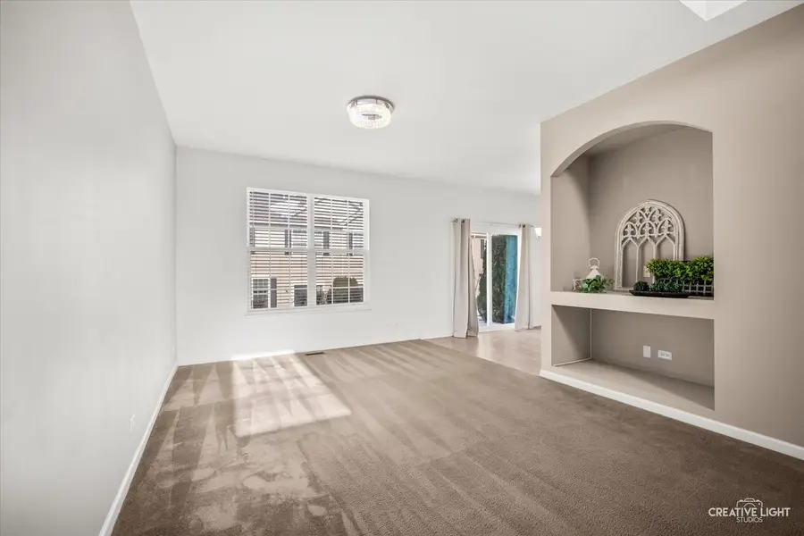 425 S Jade Lane, Round Lake, IL 60073 - #3