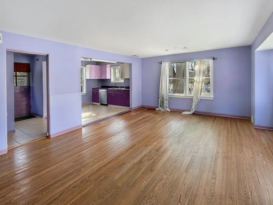 2444 Oak Avenue, Northbrook, IL 60062 - #2