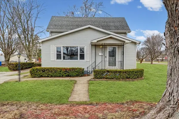 726 E Thompson Avenue, Hoopeston, IL 60942