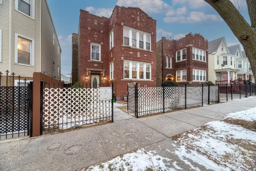 1941 N Harding Avenue, Chicago, IL 60647 - #2