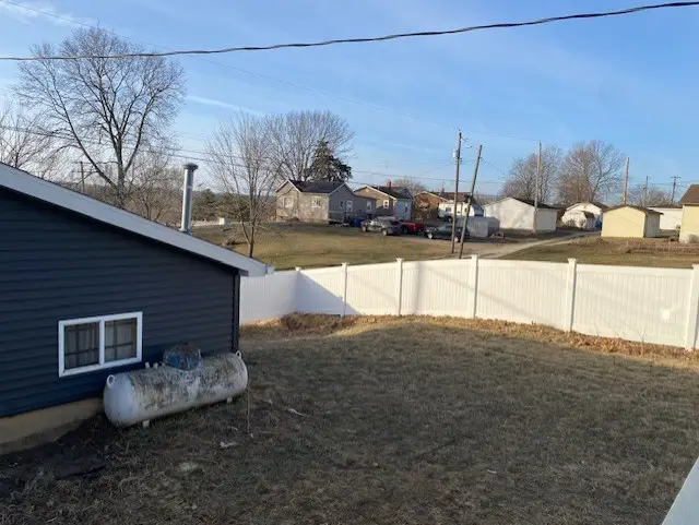 109 W Iowa Street, Spring Valley, IL 61362 - #3