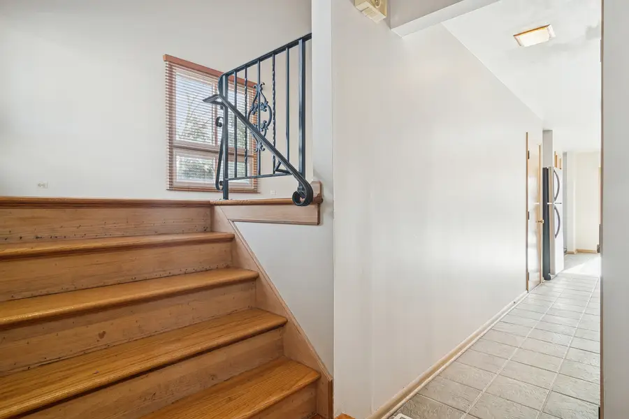 1533 N Arlington Heights Road #D, Arlington Heights, IL 60004 - Image #2