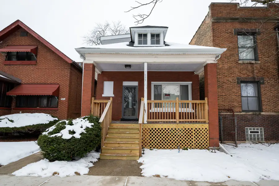 7653 S Saint Lawrence Avenue, Chicago, IL 60619 - Image #3