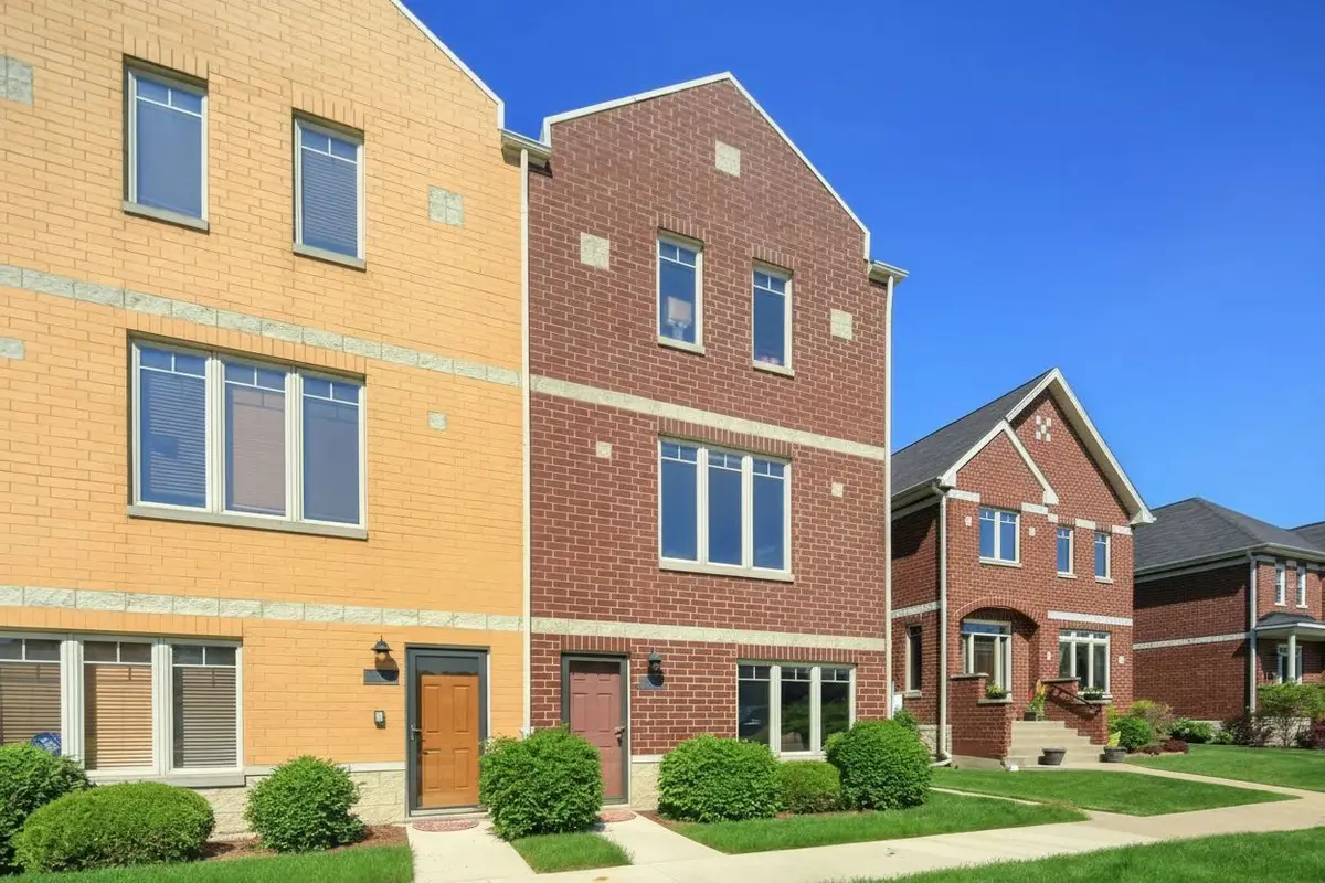 8900 31st Street #8, Brookfield, IL 60513 - #1