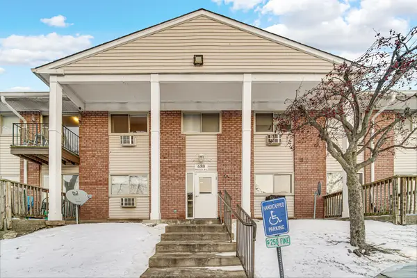680 Marilyn Avenue #110, Glendale Heights, IL 60139