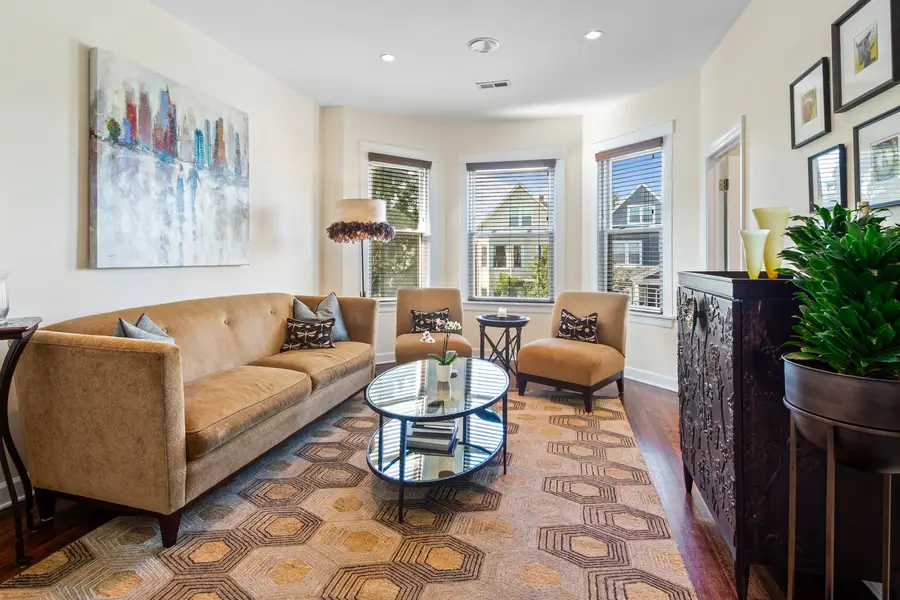 5147 N Claremont Avenue, Chicago, IL 60625 - #3