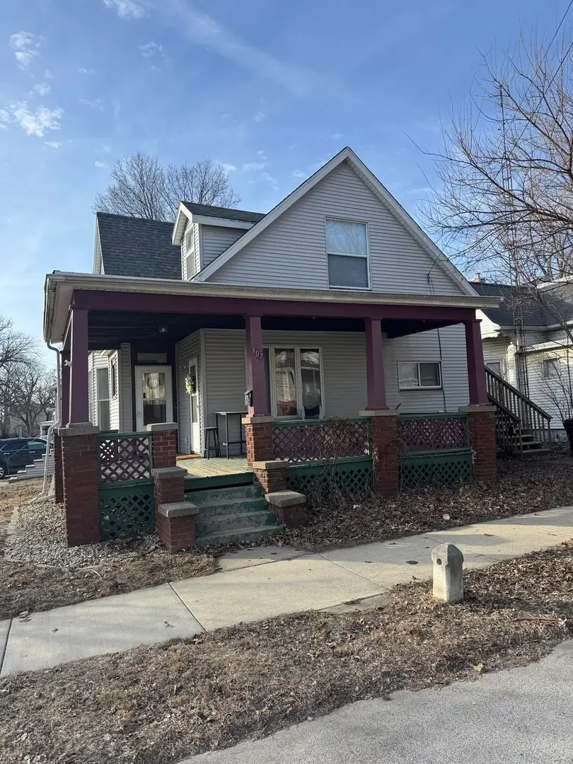 307 S Mclean Street, Bloomington, IL 61701 - Image #2