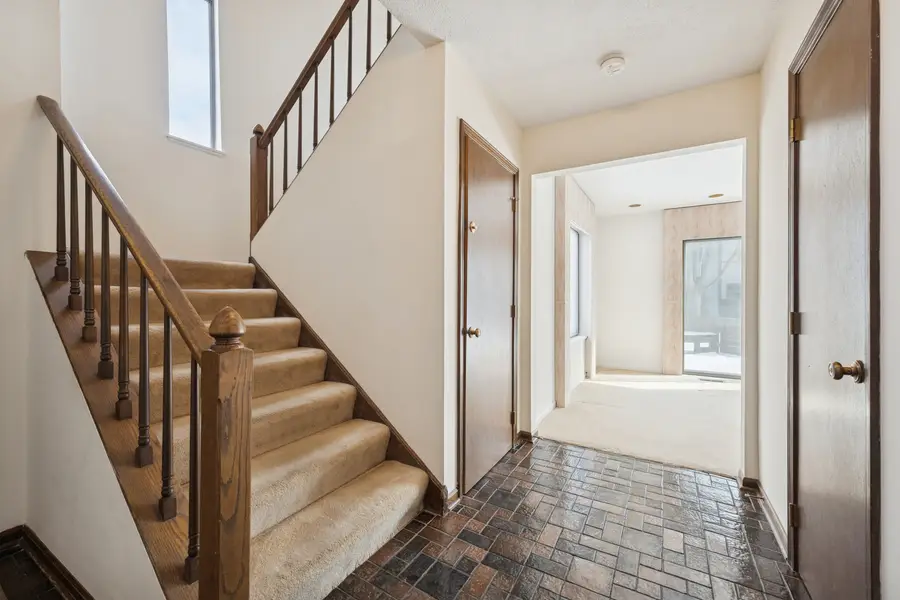 1265 Franklin Lane, Buffalo Grove, IL 60089 - #2