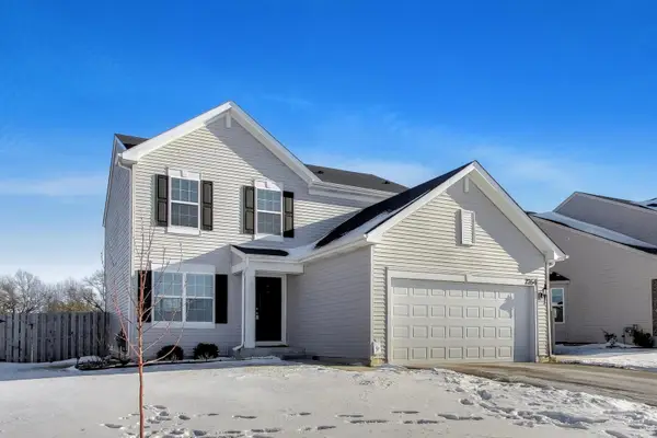 2764 Woodworth Avenue, Woodstock, IL 60098