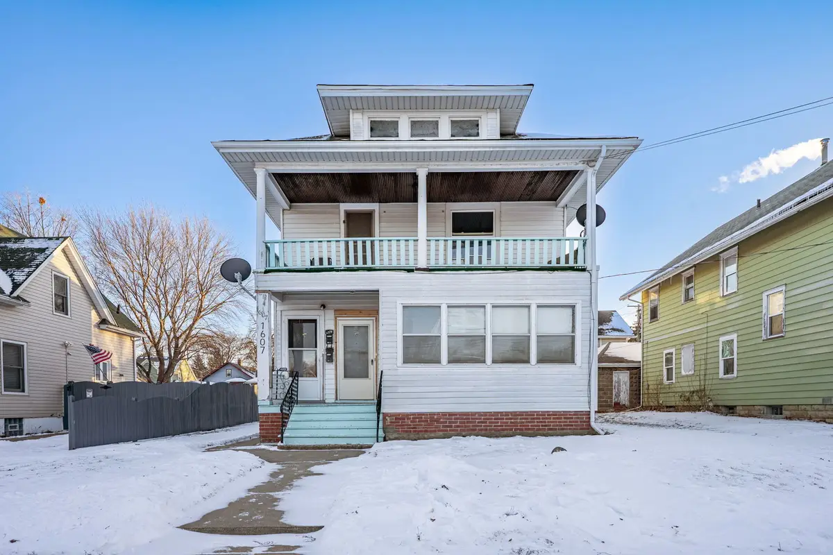1607 7th Avenue, Rockford, IL 61104 - #1