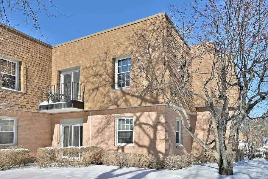 1230 Park Avenue W #225, Highland Park, IL 60035 - Image #2