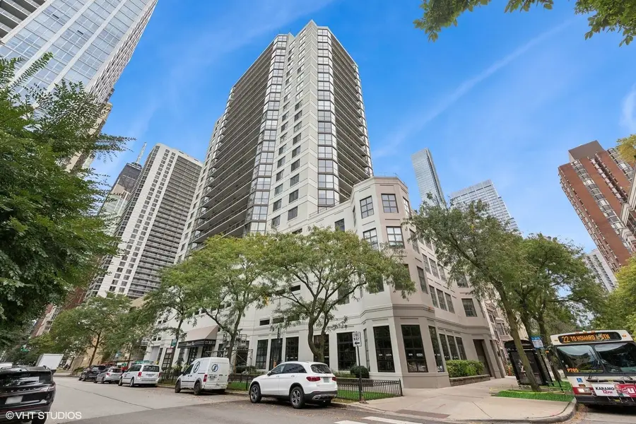 33 W Delaware Place #12K, Chicago, IL 60610 - #2