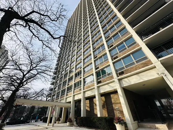 88 W Schiller Street #1105L, Chicago, IL 60610