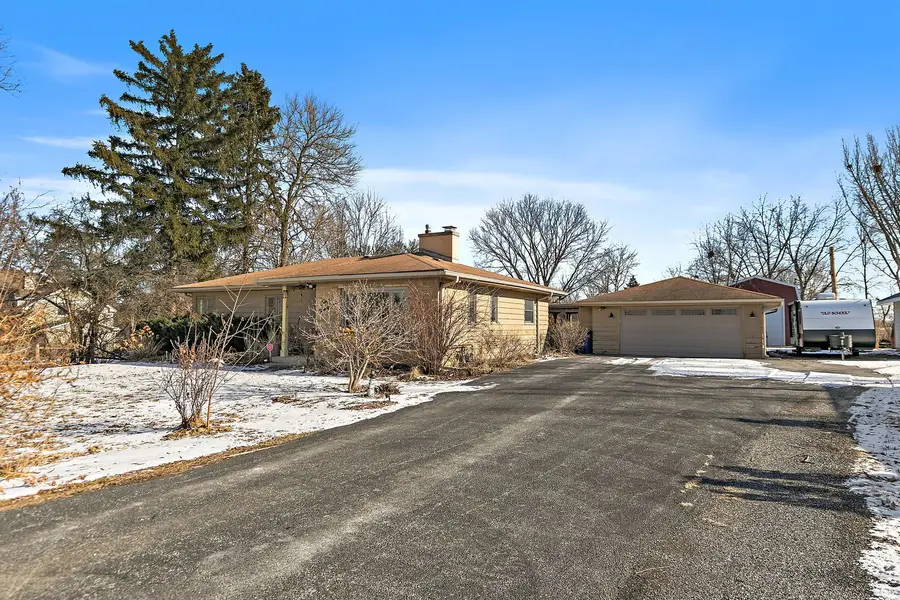 4621 Yender Avenue, Lisle, IL 60532 - Image #2