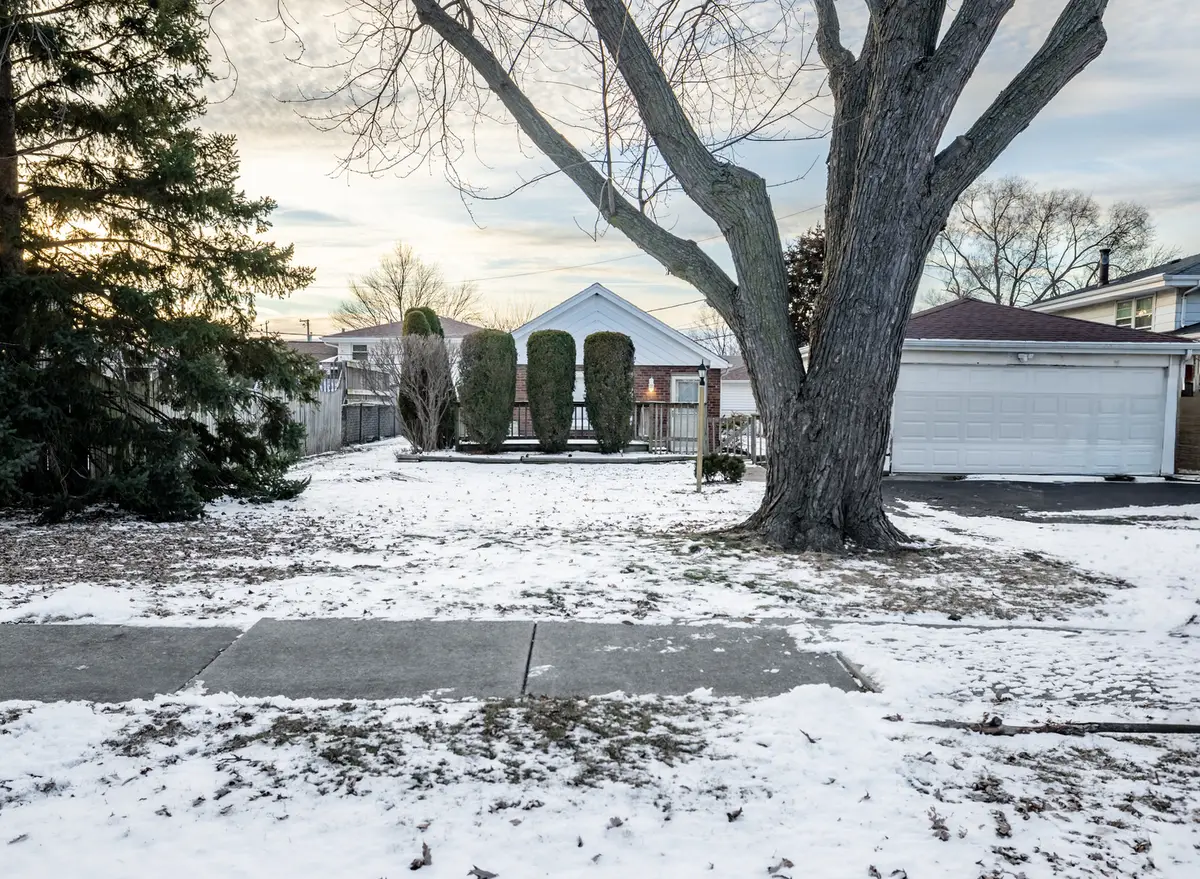 9170 Crescent Court, Oak Lawn, IL 60453 - Image #1