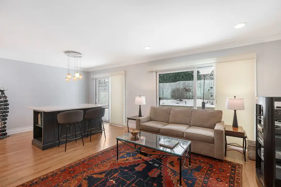 3918 Dundee Road, Northbrook, IL 60062 - #3