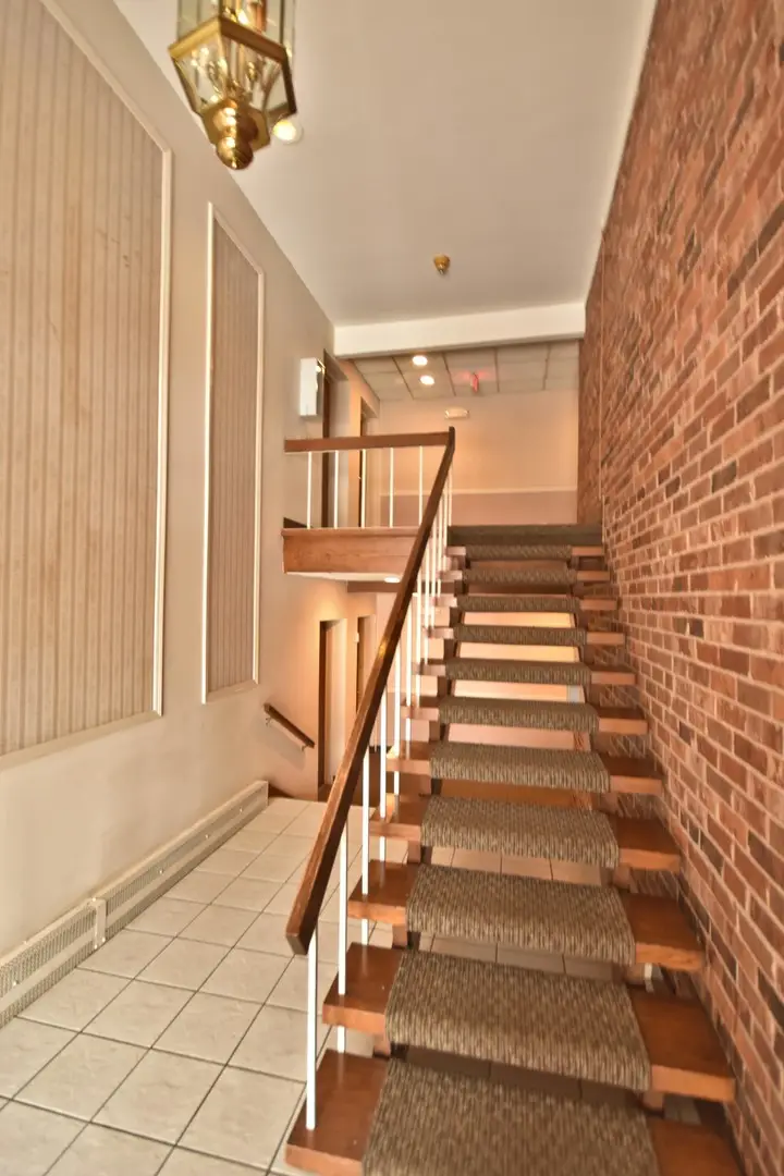 Address Withheld By Seller, Downers Grove, IL 60515 - #3