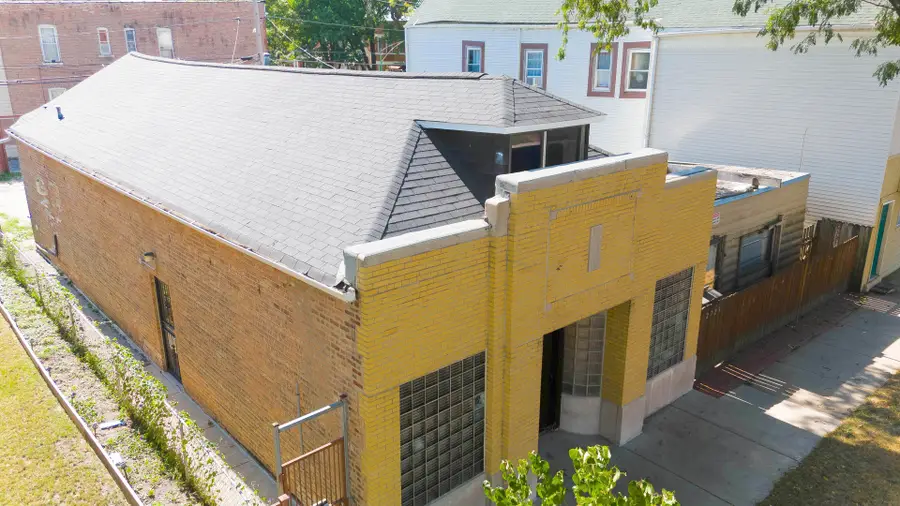 2719 W Pope John Paul Ii Drive, Chicago, IL 60632 - #2