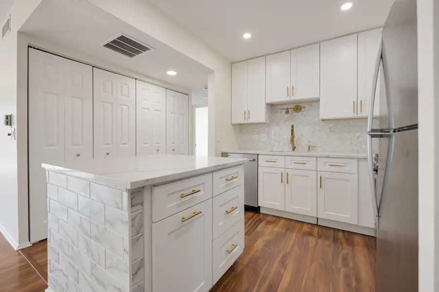 720 Wellington Avenue #117, Elk Grove Village, IL 60007 - #2