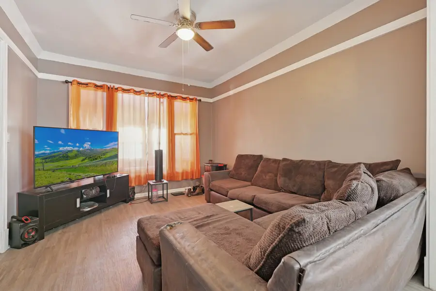 5459 W Walton Street, Chicago, IL 60651 - Image #3