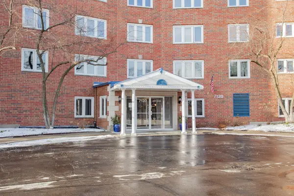 7120 N Milwaukee Avenue #706, Niles, IL 60714