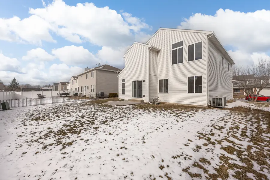 631 Kingsbrooke Crossing, Bolingbrook, IL 60440 - #2