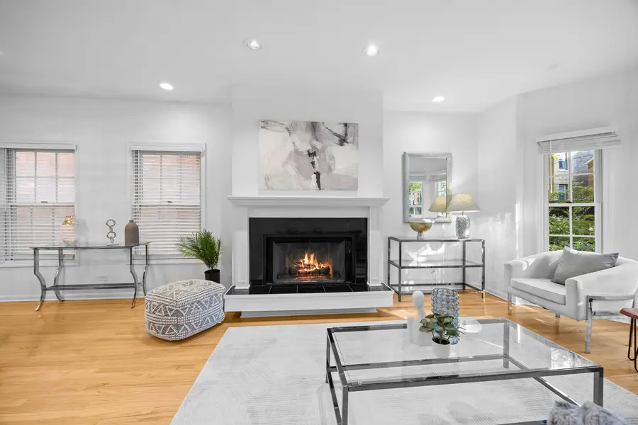 2304 N Greenview Avenue, Chicago, IL 60614 - #2