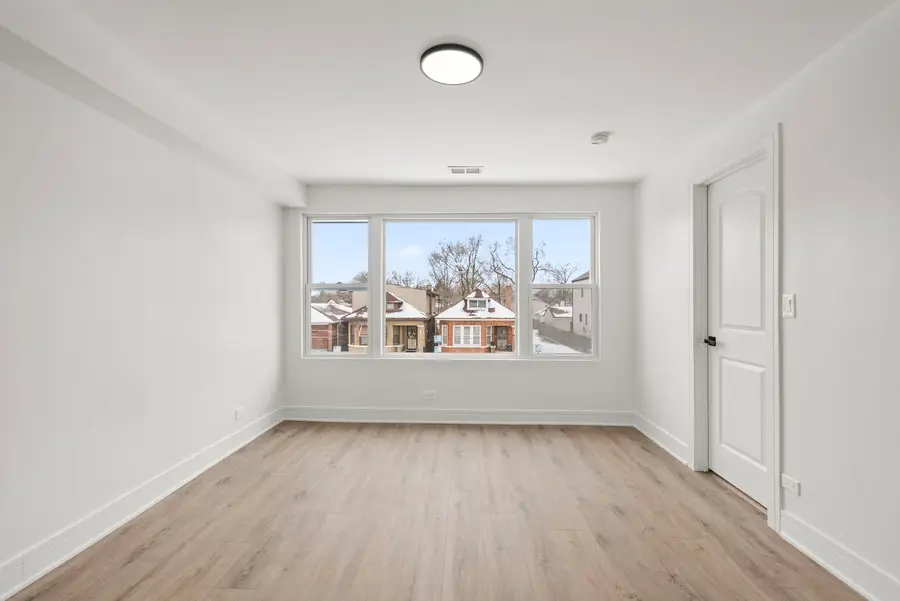 9319 S Merrill Avenue, Chicago, IL 60617 - Image #3