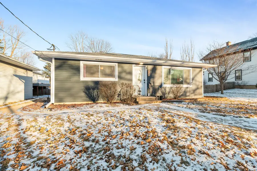 300 N Garfield Street, Hinckley, IL 60520 - #2