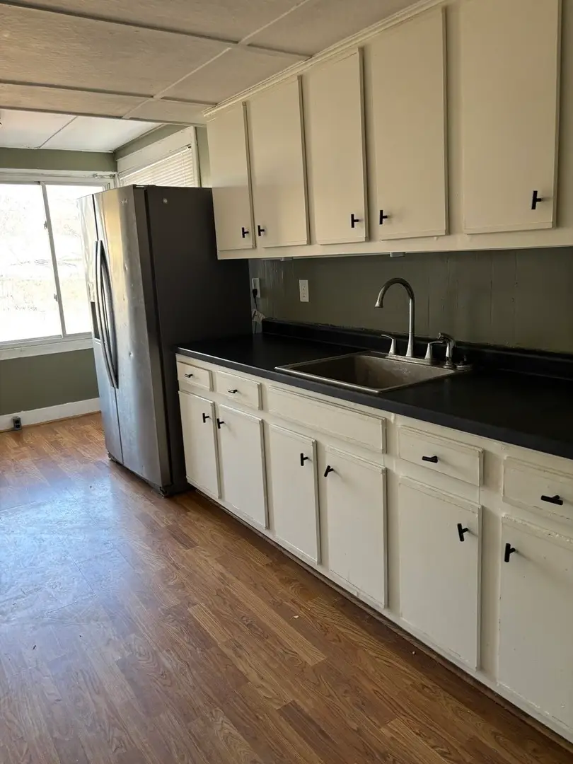 Address Withheld By Seller, Henry, IL 61537 - #3