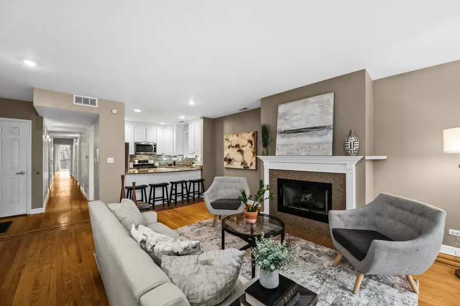 4151 N Lincoln Avenue #1, Chicago, IL 60618 - #3