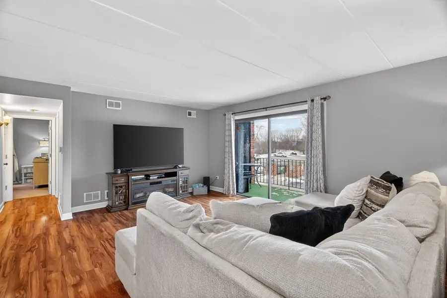 9122 W 140th Street #2NW, Orland Park, IL 60462 - #3