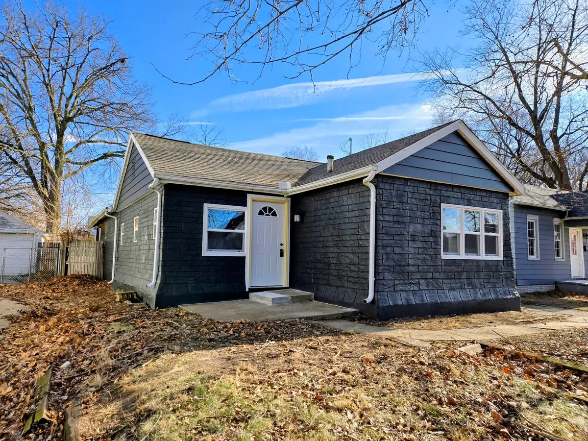 1208 S 3rd Street, Pekin, IL 61554 - Image #1