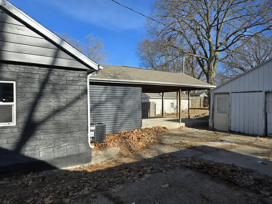 1208 S 3rd Street, Pekin, IL 61554 - Image #2