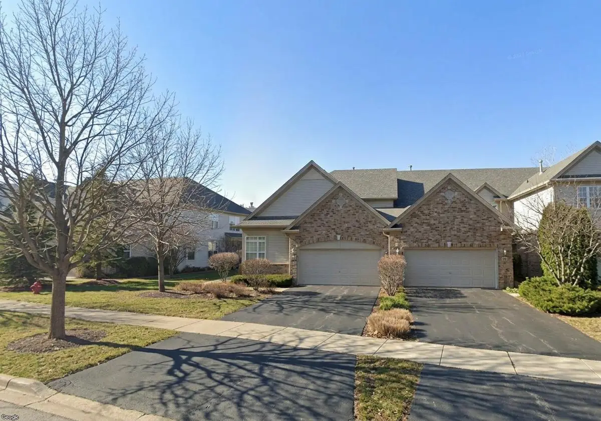 28 Oak Creek Court, North Aurora, IL 60542 - #1