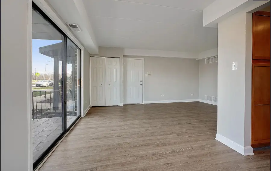 6323 175th Street #1W, Tinley Park, IL 60477 - Image #3