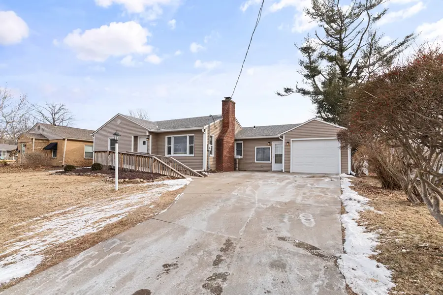 2111 30 Street, Rock Island, IL 61201 - #2