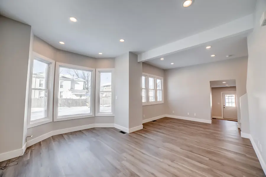 112 E Mulberry Street, Watseka, IL 60970 - Image #2