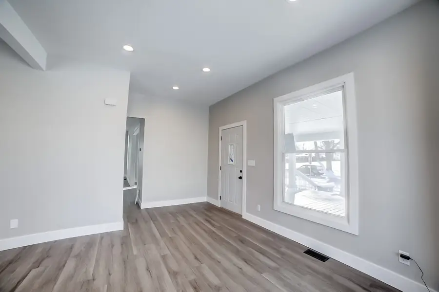 112 E Mulberry Street, Watseka, IL 60970 - Image #3