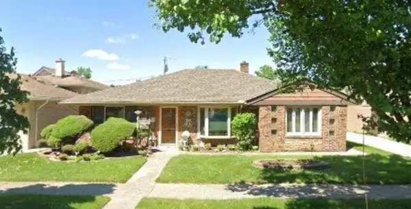 2334 S 10th Avenue, North Riverside, IL 60546