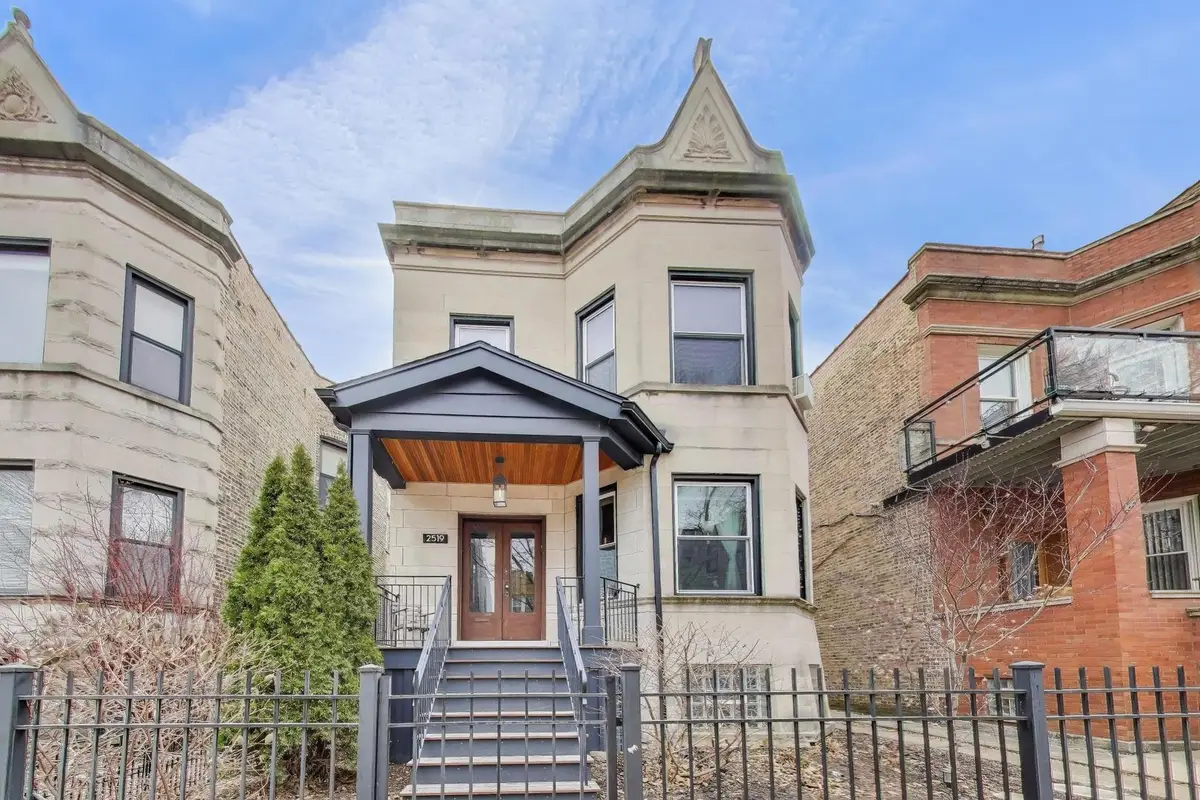 2519 W Iowa Street, Chicago, IL 60622 - #1